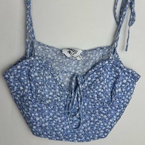 Princess Polly Blue Floral Cropped Blouse || Size 6